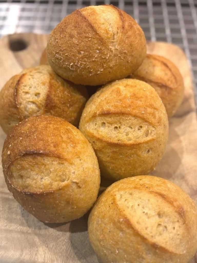 Gluten Free Sourdough Buns x 6